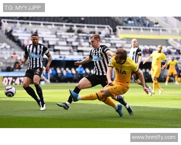 纽卡斯尔联与热刺激战正酣精彩比赛直播全程回顾与分析